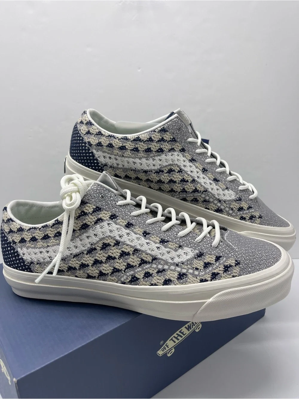Vans LX Old Skool 36 EK Geo Check Frost Gray Knit Sneakers VN000EFK85T Men’s
